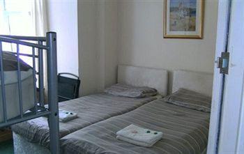 Highlander B&B Инвернесс Экстерьер фото